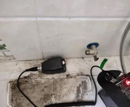 营口市屋顶漏水维修公司分享下卫生间漏水的危害及解决方法